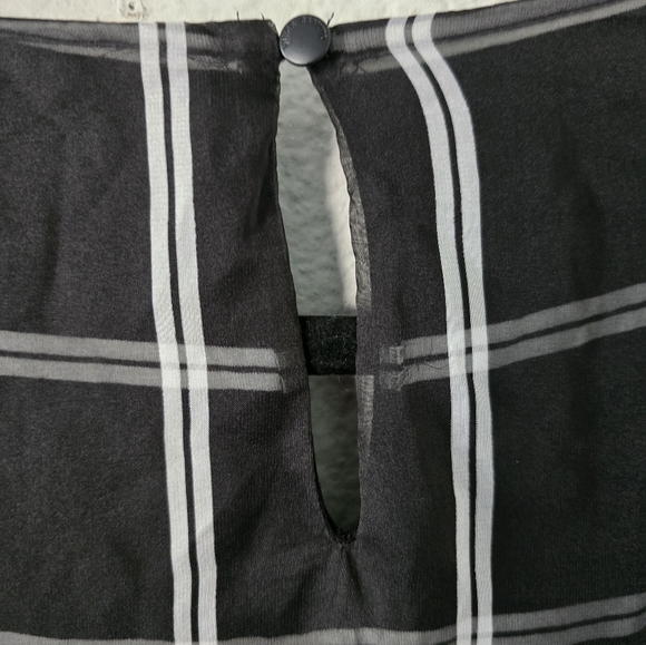 Vince Camuto Tunic Women Sz S Multi Print Mesh Sheer High Low Classy Modern - Picture 13 of 13